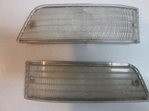 1958 ford skyliner / retractablr / all cars (l &amp; r) front park light lense.