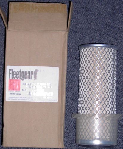 Lot of 4 fleetguard af-435km air filters bobcat john deere + med heavy equip