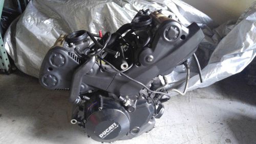 08-14 ducati 848 street fighter engine motor