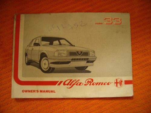Alfa romeo 33  owner&#039;s book