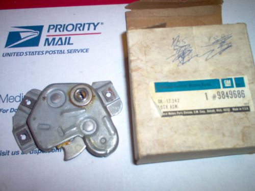 Nos trunk lock 71-73 oldsmobile