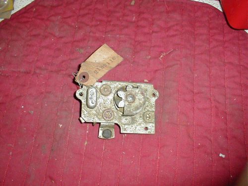 Nos mopar 1960-4 station wagon tailgate latch set