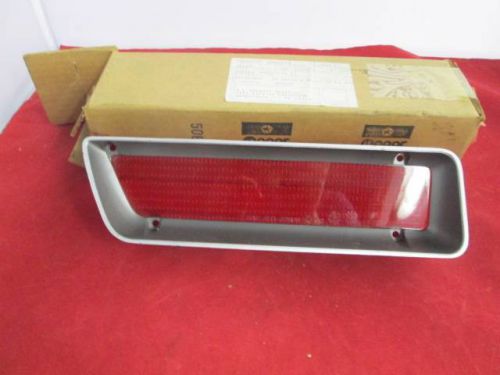 Left tail lite lens fits 73 4 door belvedere satellite models nos mopar 3620783