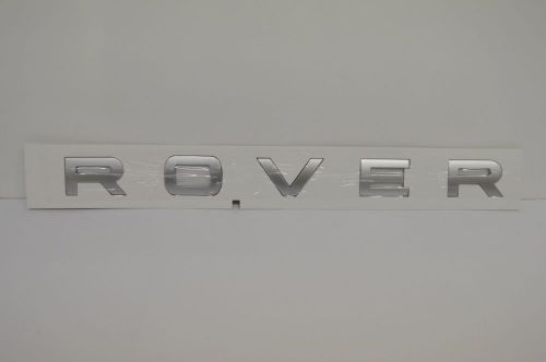 Range rover &#034;rover&#034; rear door badge titan silver genuine land rover part