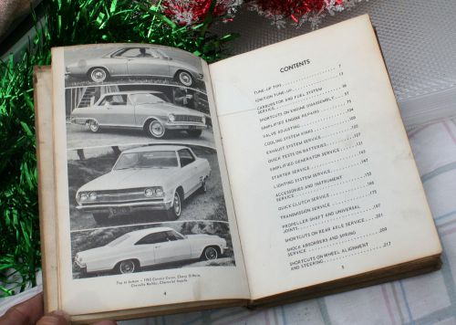 Fix your chevrolet auto repair book 1960-1972 by bill toboldt