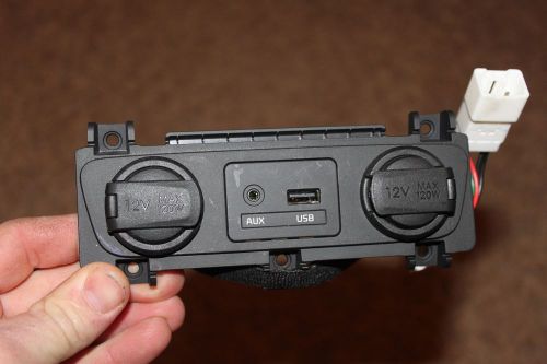 15 kia sorento center console power outlet  usb aux in port