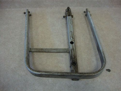 2004 can am outlander 330 right footwell support bracket foot rest 400 03 04 05