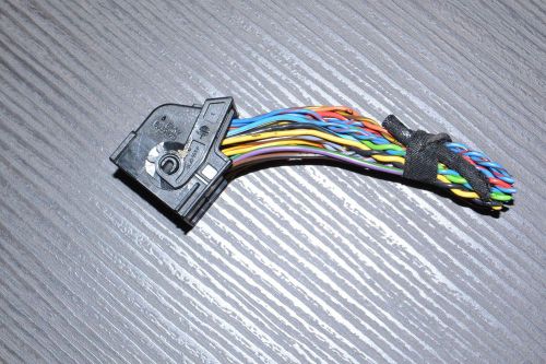 Tyco 1452810-1 bmw 40 pin connector plug 6939870 wire housing e60 e61 e90 e91