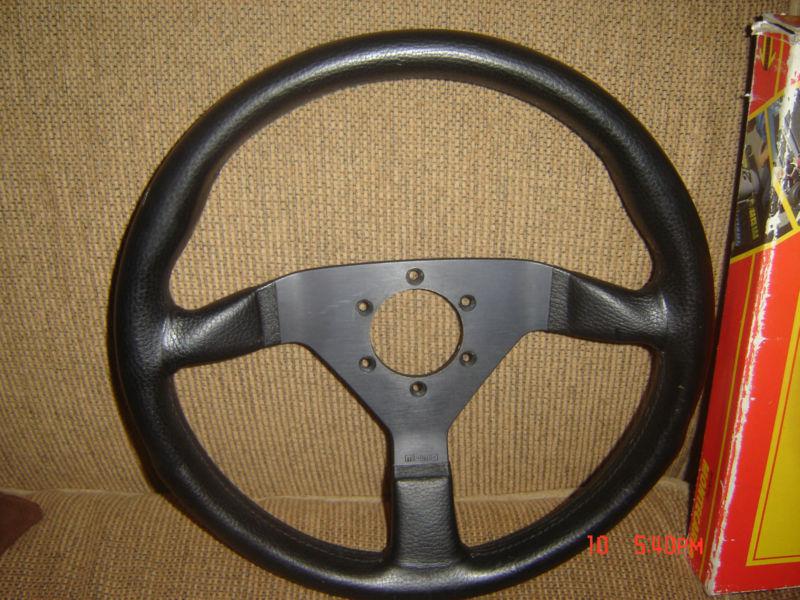 Genuine momo classic 35 leather steering wheel 