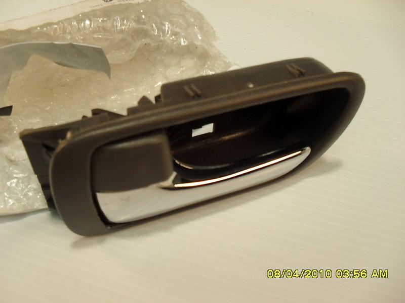 2002 03 04 05 06 toyota camry inside door handle lh-new