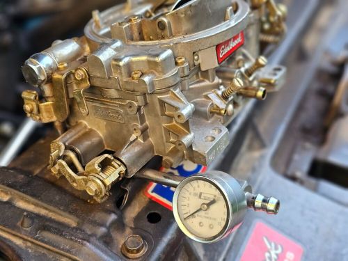 Edelbrock 1407 performer 750 cfm carburetor manual choke carb 4bbl