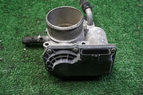 2013 hyundai veloster throttle body oem 351002b320