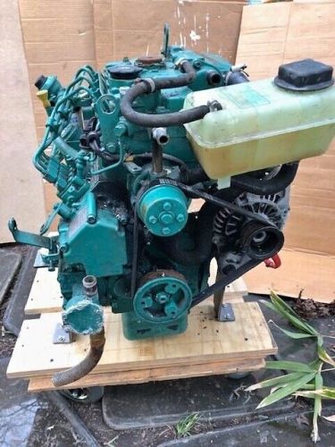 Volvo penta d2-40 marine diesel engine