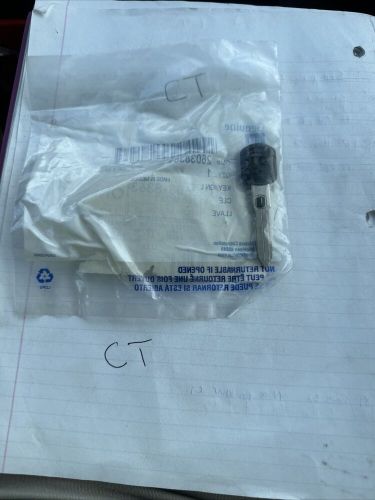 Oem # 26038363 gm general motors oem new vats code # 11 key blank