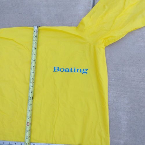 Large adult rain boating poncho yellow reusable - 38&#034; long x 44&#034; wide