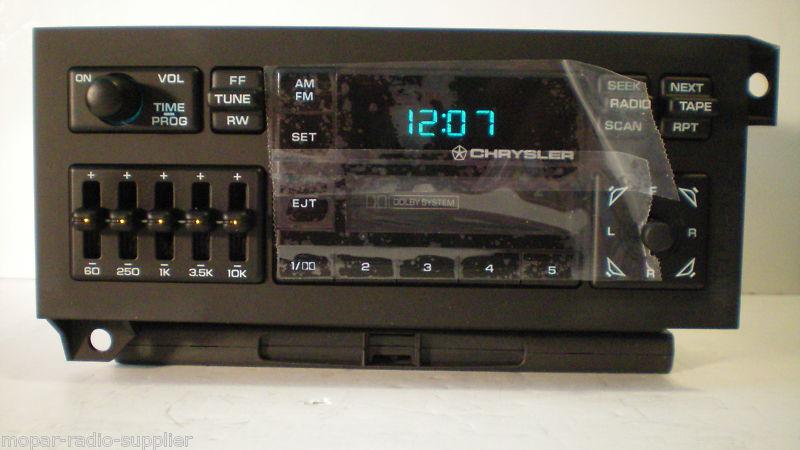 Mint!88-93 dodge dynasty(se/le)oem premium sound cassette player eq radio stereo