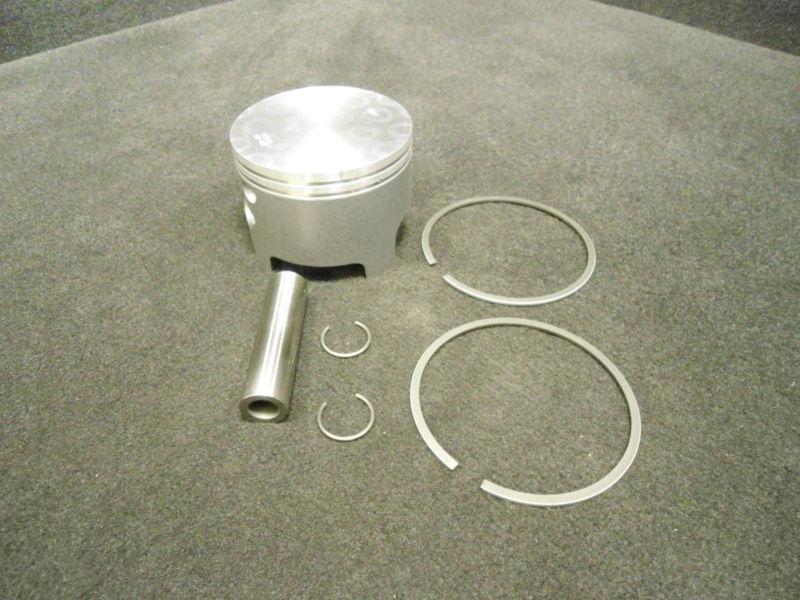 Piston #v2530p 2.5l port mercury/mariner outboard engine boat part # 2