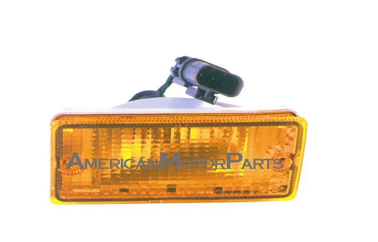 Depo pair replacement bumper park turn signal light 83-86 nissan pulsar 3dr