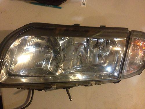 1999-2003 volvo s80 left / side headlight complete