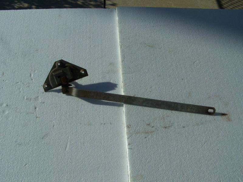 1957 to 1960 ford f-100 / f-350 parts /  door lock actuator with arm