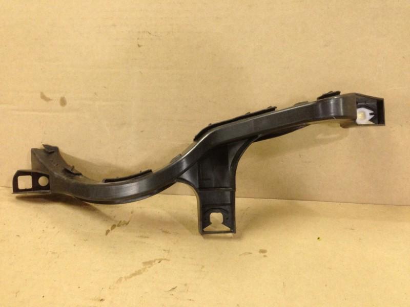 Subaru brz left rear taillight bumper bracket scion fr-z toyota gt86