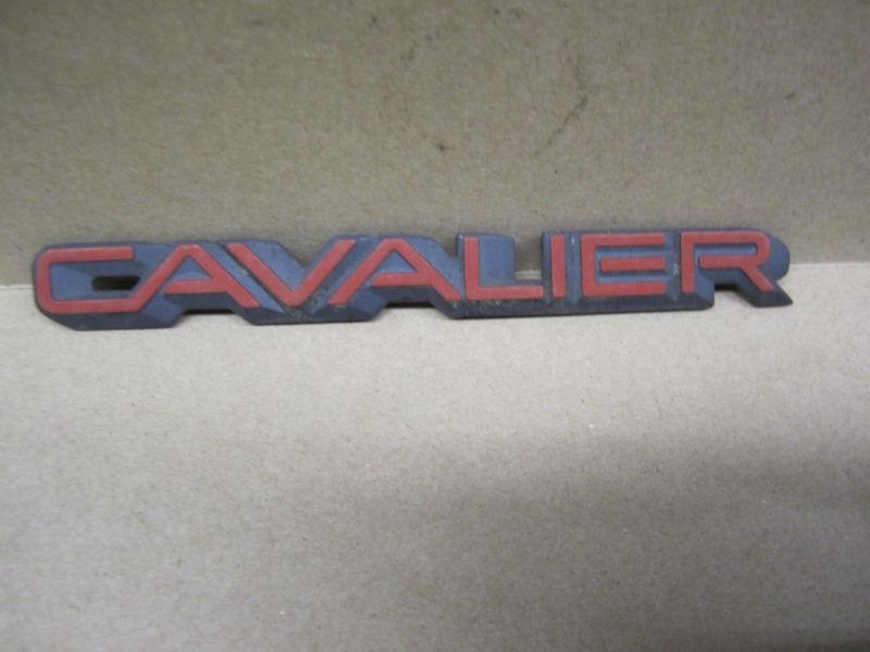 Chevy chevrolet cavalier emblem ornament " cavalier "  red / black