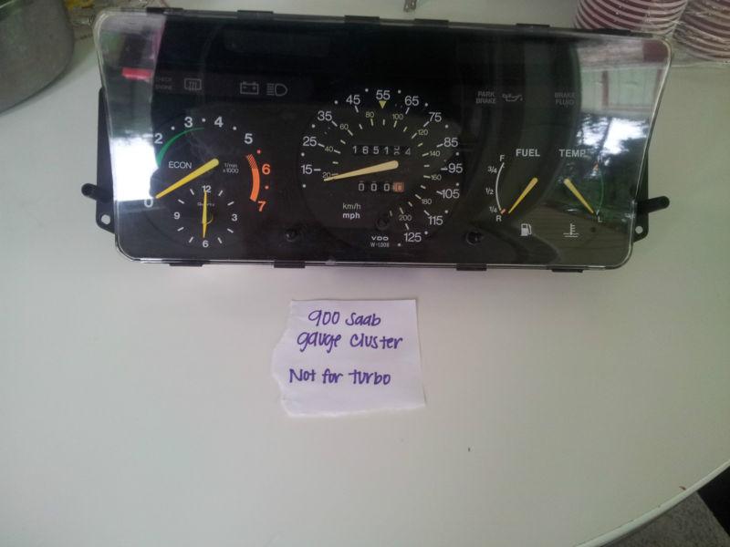 Saab 900 gauge cluster