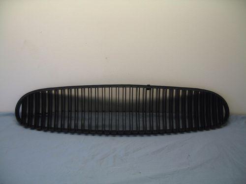 Volvo 1800 p1800 1800e 1800es grille insert very nice w/ no cracks!