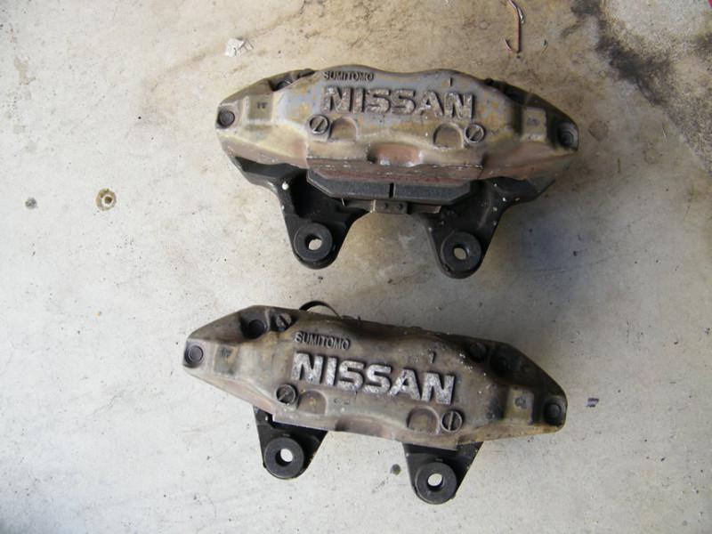 Used jdm nissan skyline r32 gtr 4-pot front brake calipers s13 s14 r32 240sx 