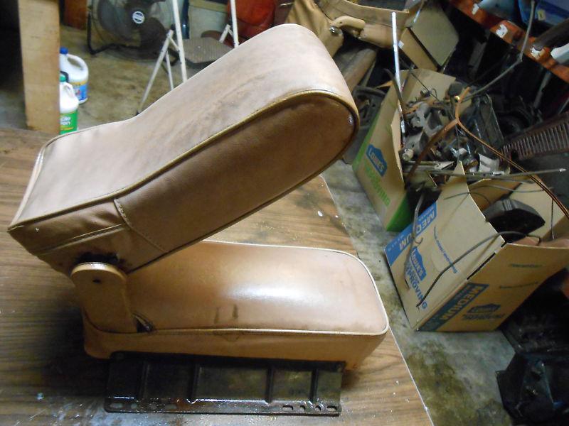 Wagoneer j10 j20 center arm rest tan 