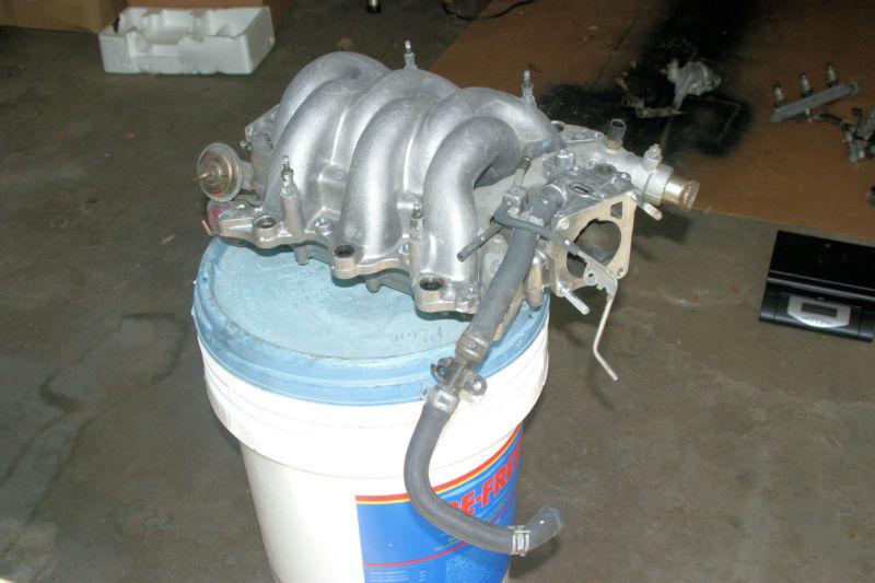 1995 1996 1997 acura 3.5 rl 6cyl intake manafold