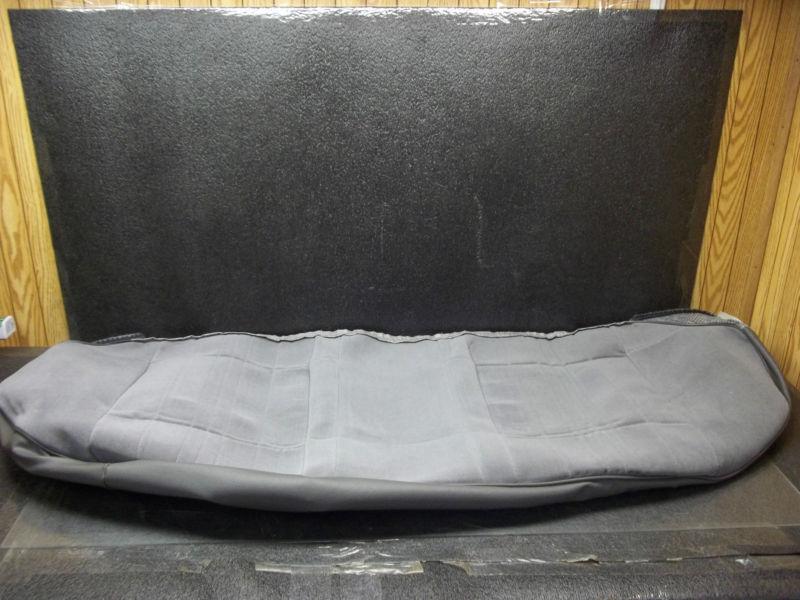 New genuine nissan 88320-65y60 seat cover