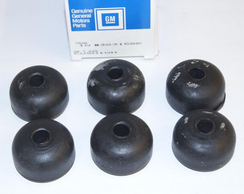 Set of 6 nos genuine gm 3831586 corvette cushions leaf spring bolt bushings