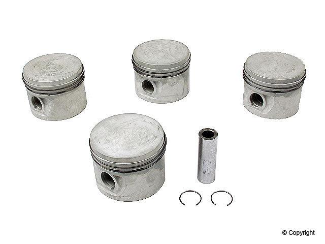 2 volvo 242 244 245 1979 1980 1981 1982 engine piston w/rings mahle 272040