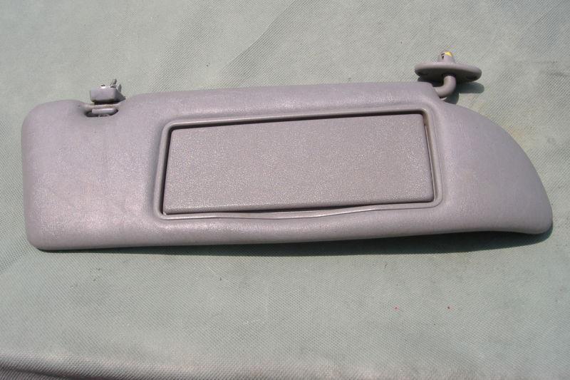 '84-'91 mercedes 300/420/560sel sun visor w/ mirror&mounts (rh)  oem nice