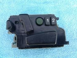 Mercedes  w124 driver side seat switch 0028205610