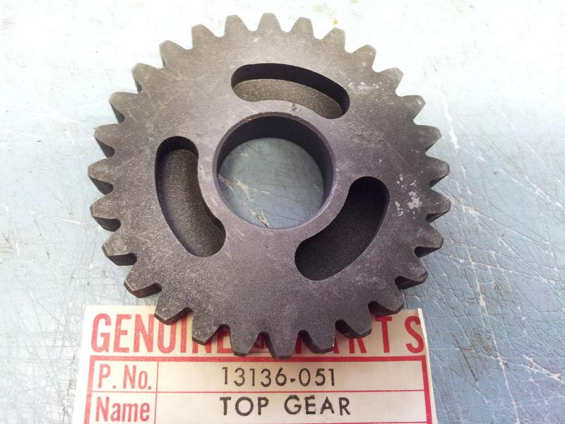 Kawasaki kt250 top drive gear 13136-051 nos