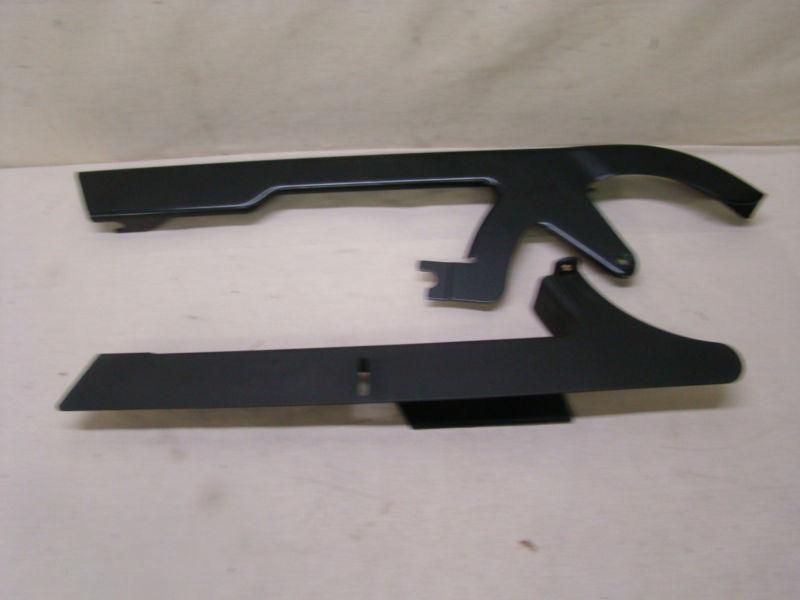 Harley-davidson v-rod oem belt guard & debris deflector 60467-01 & 60466-01