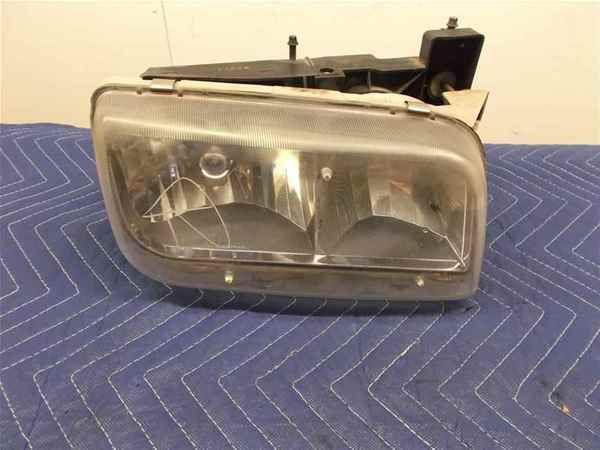 1999-2000 cadillac escalade headlamp rh oem lkq