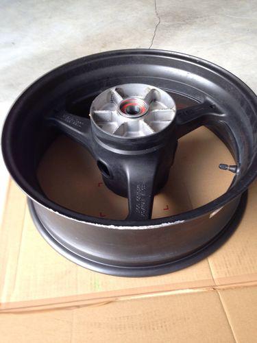 09 honda cbr600rr rear wheel