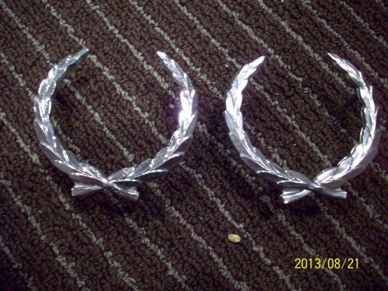 Emblem wreath  pair #7643400 for fleetwood eldorado