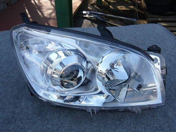 Toyota rav-4 2008 right head light assembled [9410800]