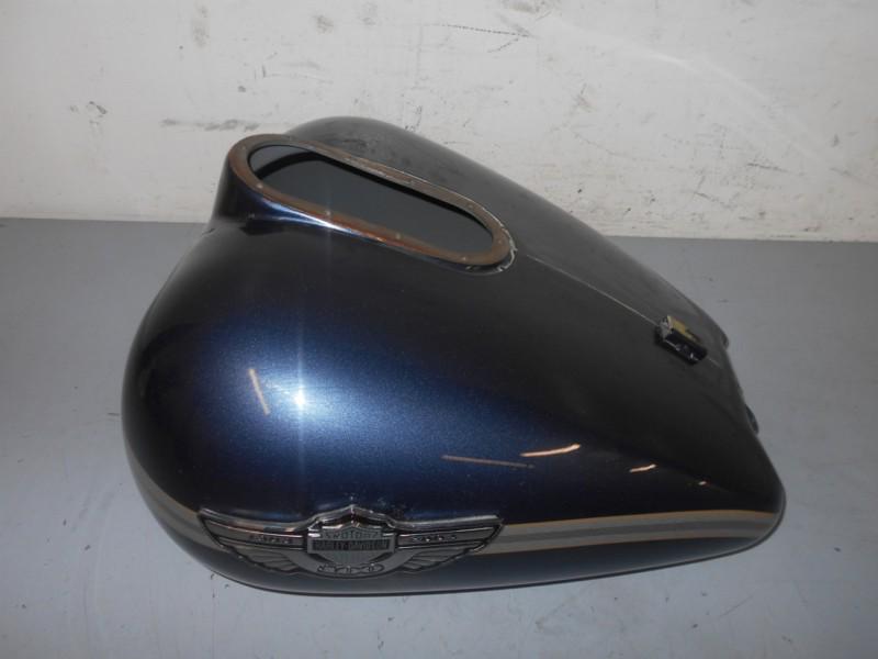 #6891 - 2003 03 04 harley touring ultra classic  gas tank fuel tank