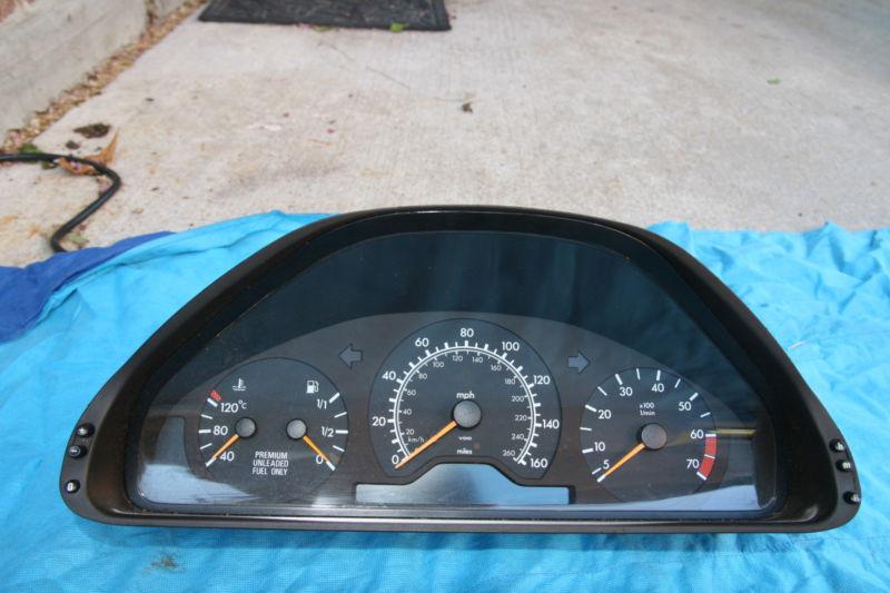 97 mercedes w210 e420 instrument speedometer cluster 