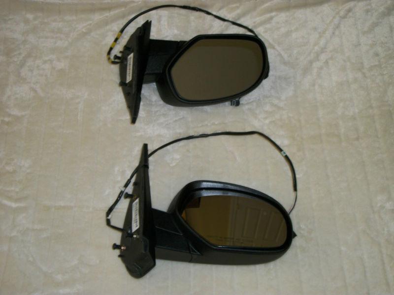 Pair of oem gmc sierra heated power mirrors