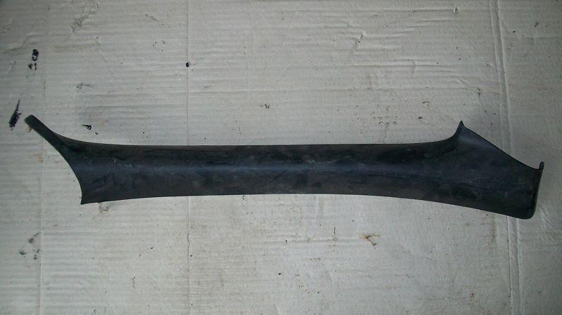 1994-1998 mustang convertible  right  side windshield molding  inside 