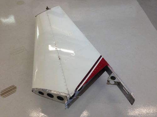 Vertical stabilizer fin dorsal 1731000-201, cessna cardinal 177 rg &amp; fg