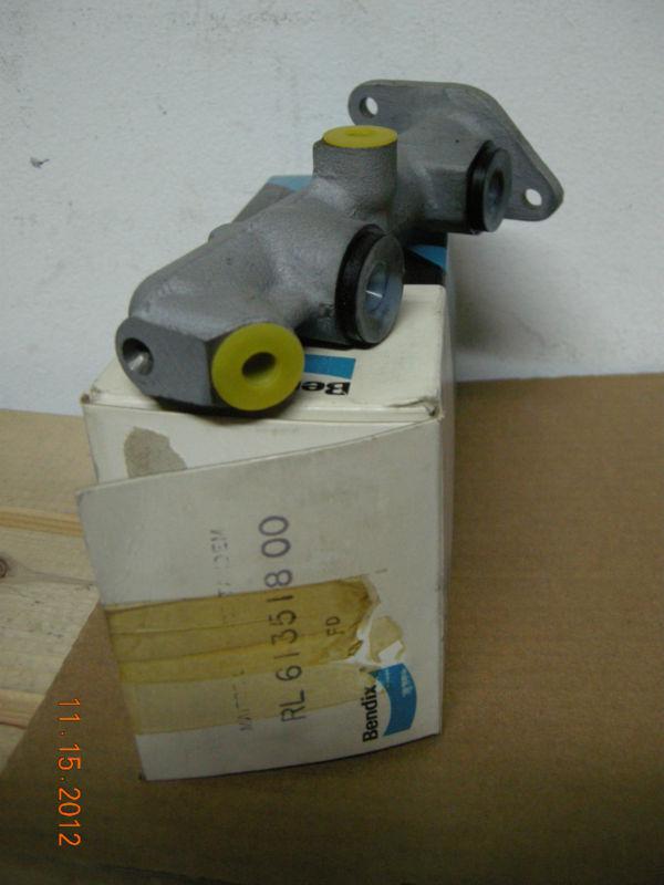 Citroen ln,visa - brake master cylinder tandem - 95493193 - bendix 613518 - new