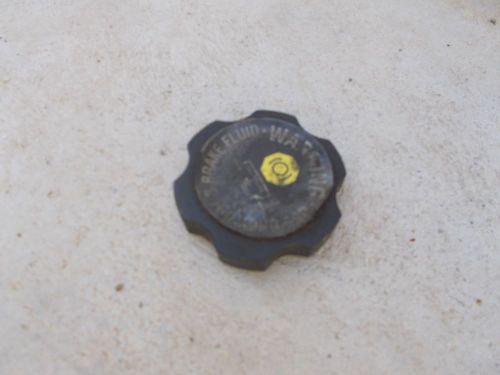 93-95 95 firebird 3.4l brake fluid cap- oem