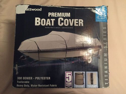 Attwood titanium series 19&#039; - 21&#039; premium boat cover &#034;e&#034; 300 denier trailerable